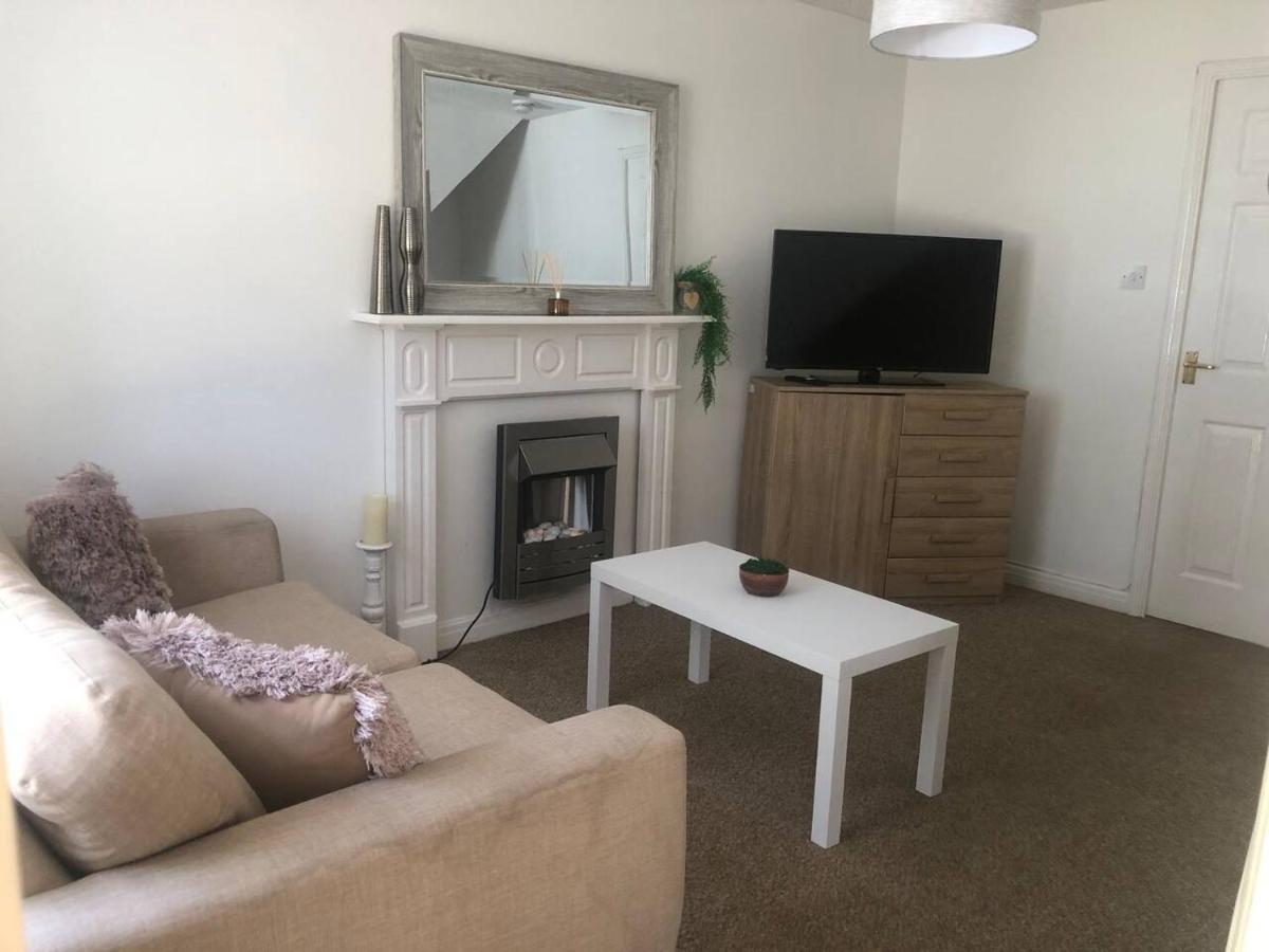 Bluebell House 2 Bedroom With Parking And Garden Scunthorpe Esterno foto